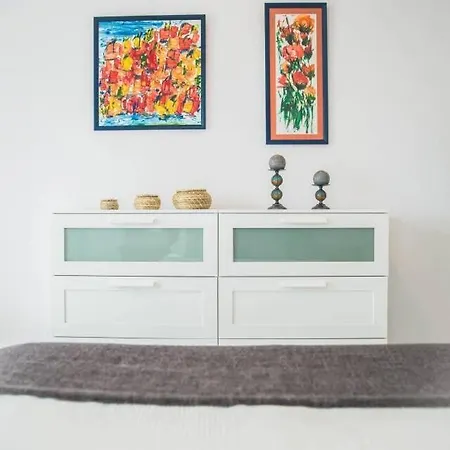 Apartman 2 Bed With Great Views -elviria Marbella