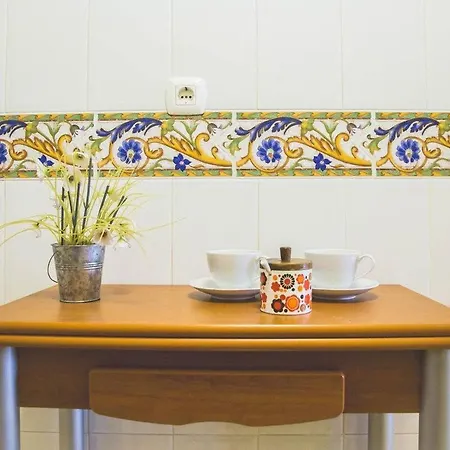 Lejlighed 2 Bed With Great Views -elviria Marbella