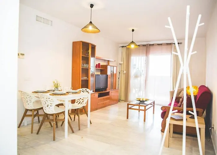 2 Bed With Great Views -elviria *